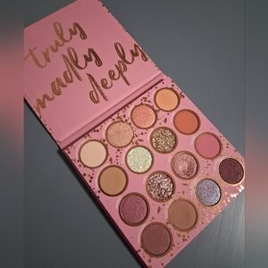 Colourpop Dreamy Eyeshadow Palette